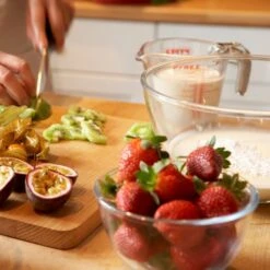 Pyrex Measuring Jug -Kitchen Warehouse 1000028180 alt02