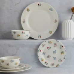 Dunelm Ditsy Floral 12 Piece Dinner Set
