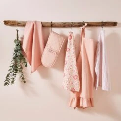 Dunelm Pretty Boho Apron -Kitchen Warehouse 30754798 alt04